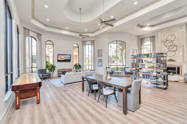 1600 Eldridge Pkwy