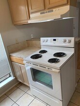 105 E 38th St in Austin, TX - Building Photo - Building Photo