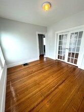 69 Raymond Ave, Unit 2 in Somerville, MA - Building Photo - Building Photo