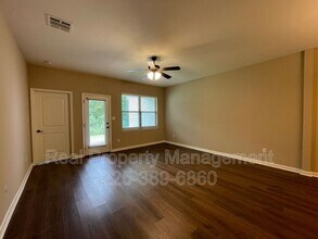 17414 Berkshire Dr in Prairieville, LA - Building Photo - Building Photo