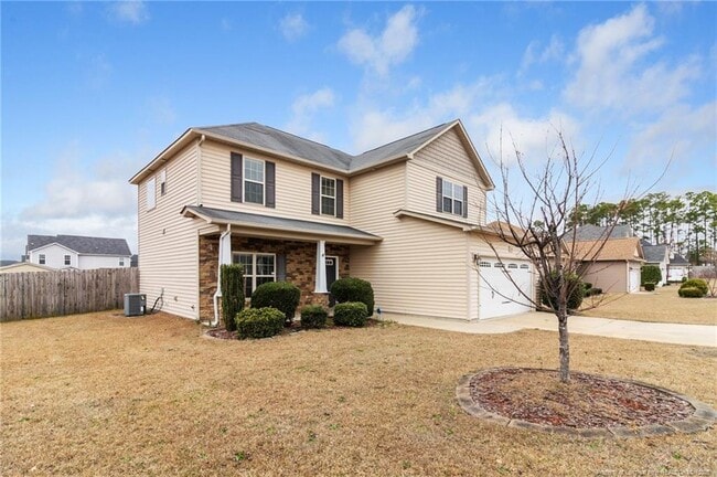 133 Indigo Ave in Raeford, NC - Building Photo - Building Photo