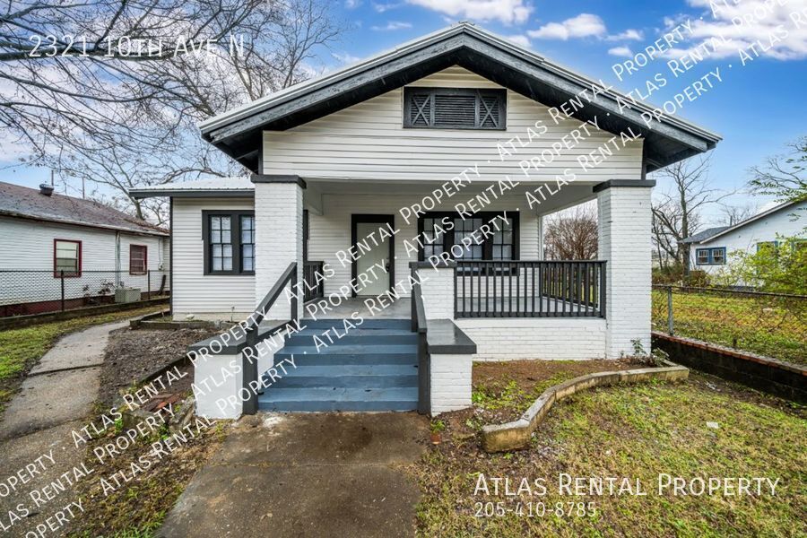 2321 10th Ave N in Bessemer, AL - Building Photo