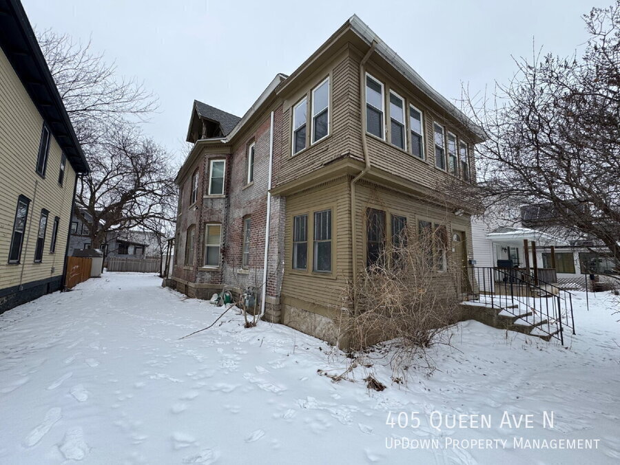 405 N Queen Ave in Minneapolis, MN - Building Photo