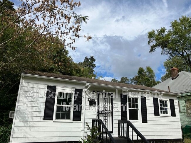 2304 Eufaula Ave in Birmingham, AL - Building Photo - Building Photo