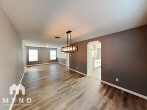 9203 Silver Vista in San Antonio, TX - Foto de edificio - Building Photo