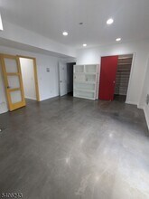 200 Burnet Ave in Maplewood, NJ - Building Photo - Building Photo