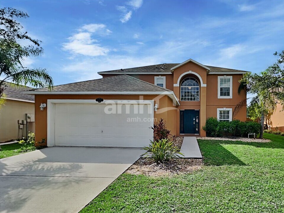 4193 Palladian Way in Melbourne, FL - Building Photo