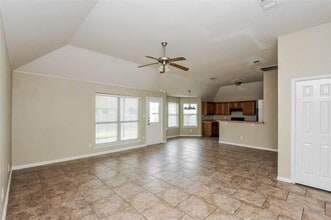 120 Currie Ct in Crowley, TX - Building Photo - Building Photo