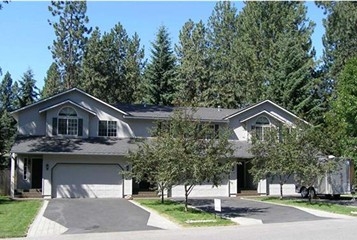 5196 N Pinegrove Dr in Coeur d'Alene, ID - Foto de edificio - Building Photo