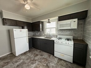 114 Martin Ave in Montgomery, IL - Building Photo - Building Photo