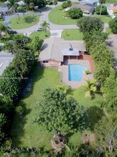 4770 Holly Dr in Palm Beach Gardens, FL - Building Photo - Building Photo
