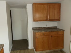 507 Roberts St, Unit Rear upper in Rome, NY - Building Photo - Building Photo