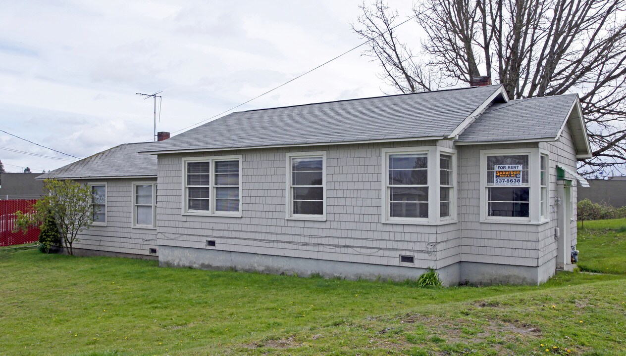 59-61 Oregon Ave in Tacoma, WA - Foto de edificio