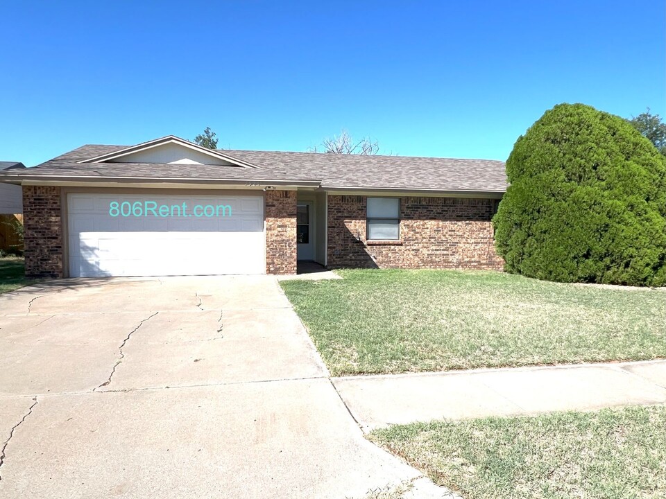 5526 Fordham St in Lubbock, TX - Foto de edificio