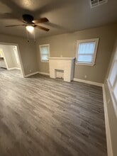 207 S Center St in Shawnee, OK - Building Photo - Building Photo