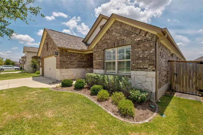 2132 Montesol Ln in Leander, TX - Foto de edificio - Building Photo