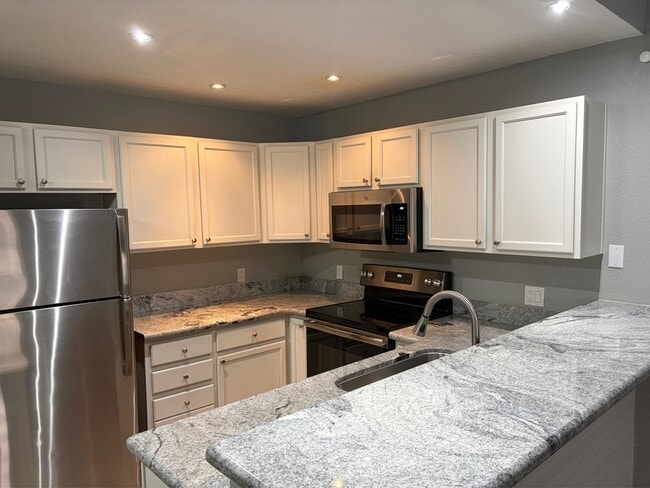 property at 2201 N Comanche Dr