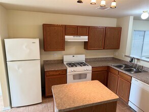 1539 Nichole Woods Dr in Houston, TX - Building Photo - Building Photo