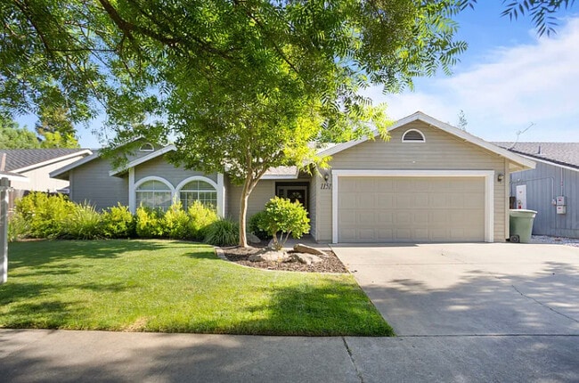 property at 1151 E Donna Dr