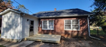1106 Highside St in Greenwood, SC - Building Photo - Building Photo