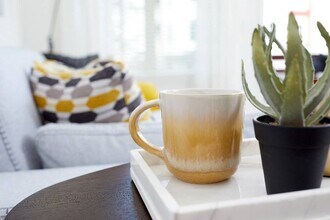 Anthology Apartments in Issaquah, WA - Foto de edificio - Building Photo