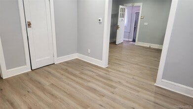 75 Ingraham St in Hempstead, NY - Building Photo - Building Photo