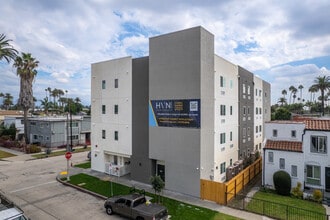 Haven on Orange in Los Angeles, CA - Foto de edificio - Building Photo