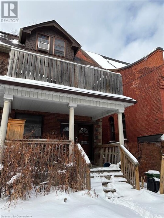 158 Annette St in Toronto, ON - Building Photo