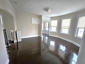 726 5th St in Secaucus, NJ - Building Photo - Building Photo