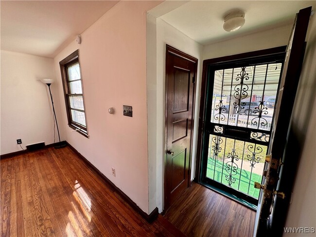 78 Hempstead Ave in Buffalo, NY - Building Photo - Building Photo