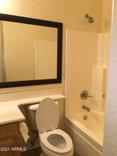 2533 W Apollo Rd in Phoenix, AZ - Building Photo - Building Photo