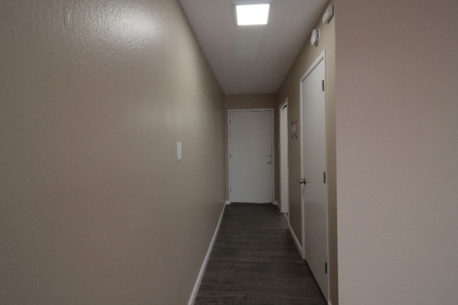 2220 Lake Rd in Belmont, CA - Building Photo - Building Photo