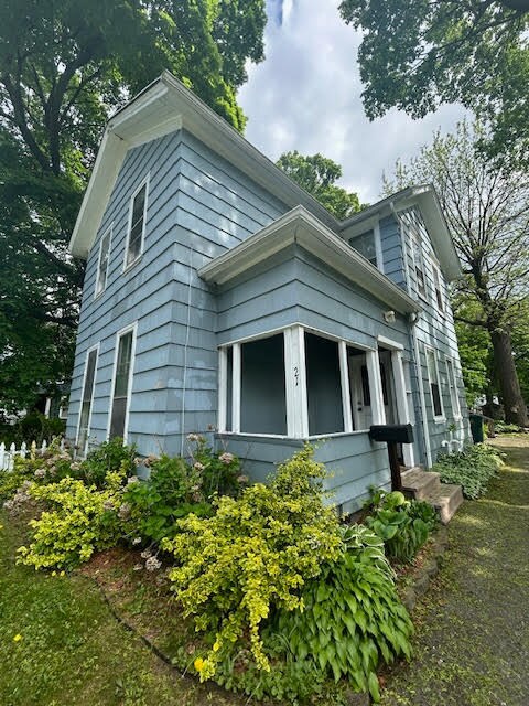 21 Cady St in Rochester, NY - Building Photo