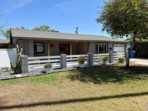 3553 E Monterosa St in Phoenix, AZ - Building Photo - Building Photo