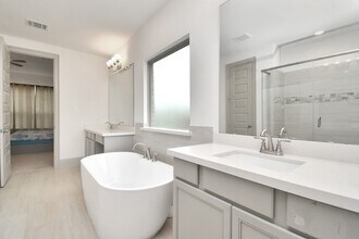 8726 Marina Alto Ln in Cypress, TX - Foto de edificio - Building Photo