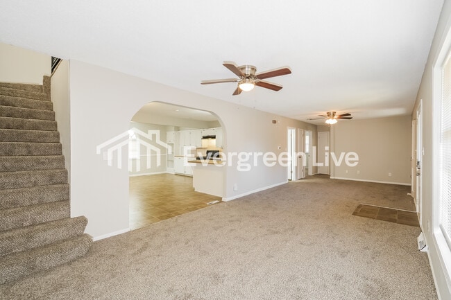 3126 S Maywood Ave in Independence, MO - Building Photo - Building Photo