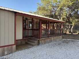 1224 Campfire Dr in Spring Branch, TX - Building Photo