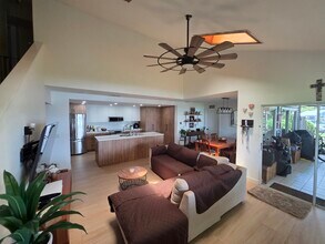 3425 Timberwood Cir in Naples, FL - Building Photo - Building Photo