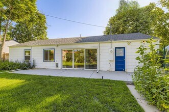 3270 S Flamingo Way in Denver, CO - Building Photo - Building Photo