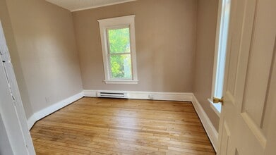 1422 26th Ave N, Unit 3 in Minneapolis, MN - Building Photo - Building Photo