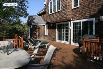 38 Cliff Rd in Amagansett, NY - Building Photo - Building Photo