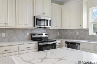 6908 Goya Ave in Baton Rouge, LA - Building Photo - Building Photo