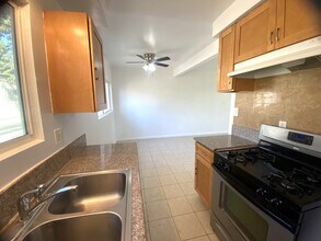 8435 Willis Ave, Unit A in Los Angeles, CA - Building Photo - Building Photo