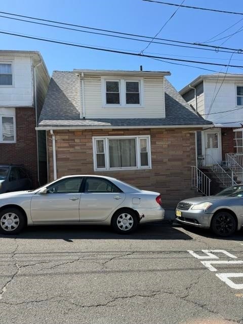 property at 3521 Givernaud Terrace