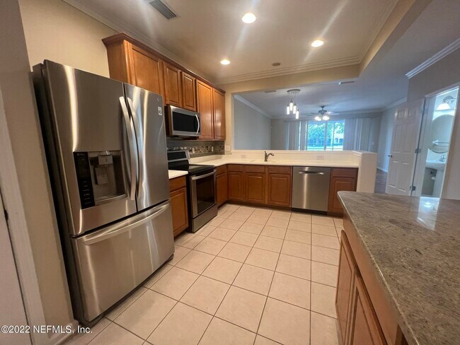 11198 Campfield Cricle in Jacksonville, FL - Foto de edificio - Building Photo