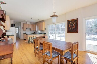 6 Karlsruhe Cross Hwy in East Hampton, NY - Building Photo - Building Photo