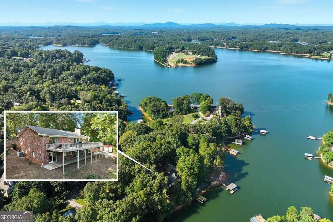 1930 Tapawingo Dr in Gainesville, GA - Building Photo