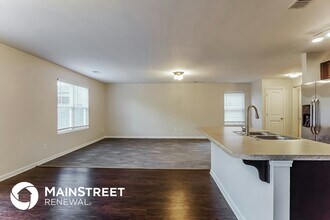 4807 Woodford Cir in Bessemer, AL - Foto de edificio - Building Photo