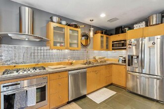 87 America St in Charleston, SC - Building Photo - Building Photo