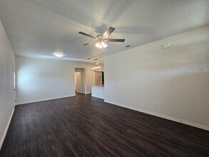 5401 Rose Gdn Lp in Killeen, TX - Building Photo - Building Photo
